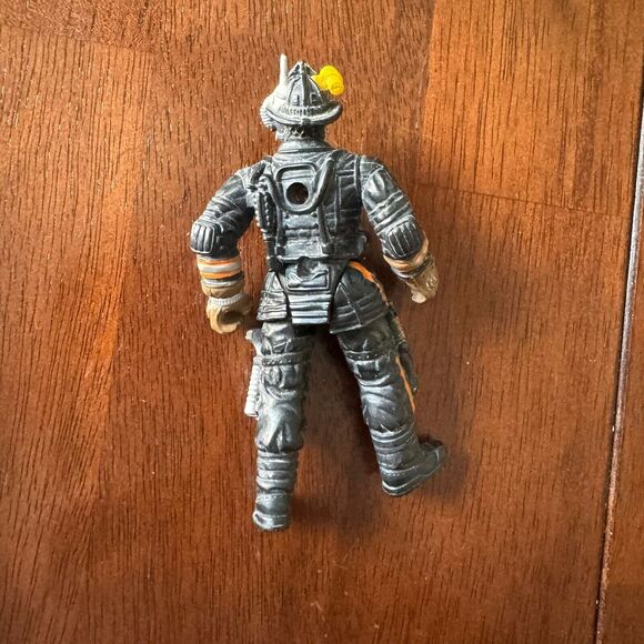 Chap Mei Rescue Squad Fireman Fire Fighter Action Figure Lanard Oxygen Mask - Picture 2 of 2
